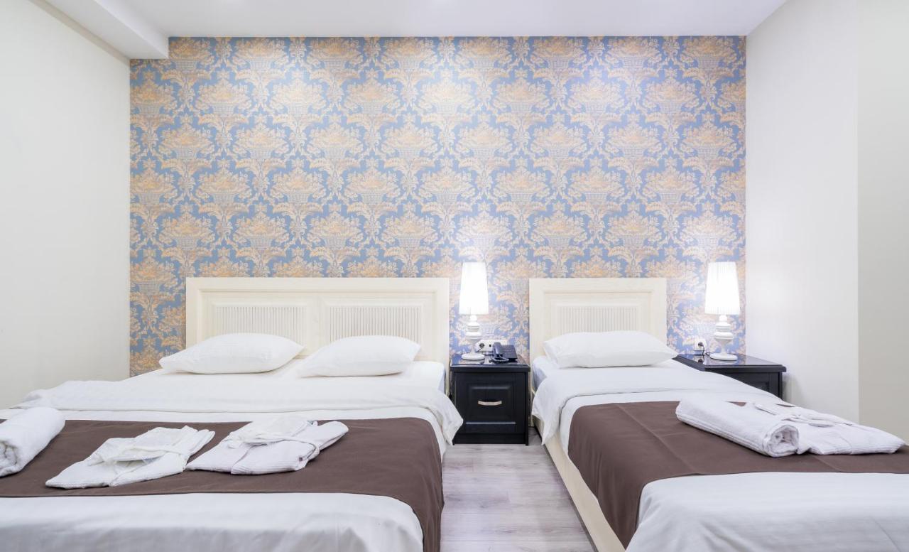 Capitol Hotel By Umbrella Tbilisi Exterior photo